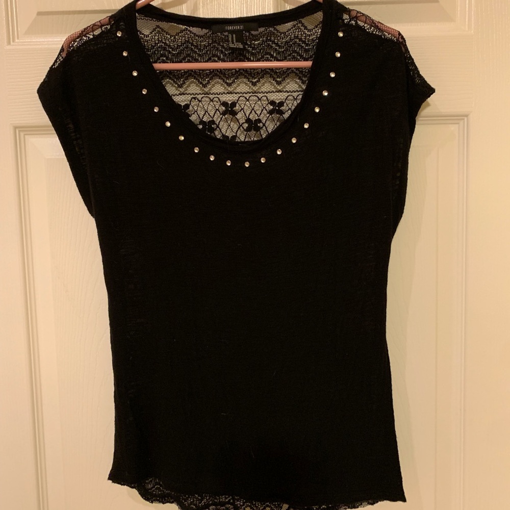Forever 21 Medium lace back jeweled shirt - Picture 5 of 10